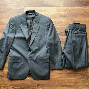 Jos A. Banks Charcoal Gray black Pin Striped 100% wool suit